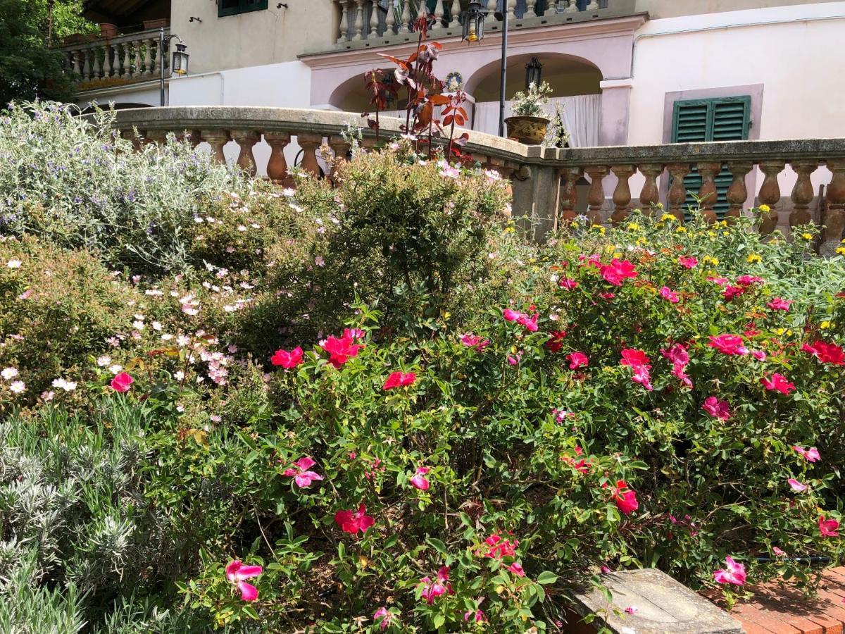 Villa Baronzola มอนเตวาร์คี ภายนอก รูปภาพ