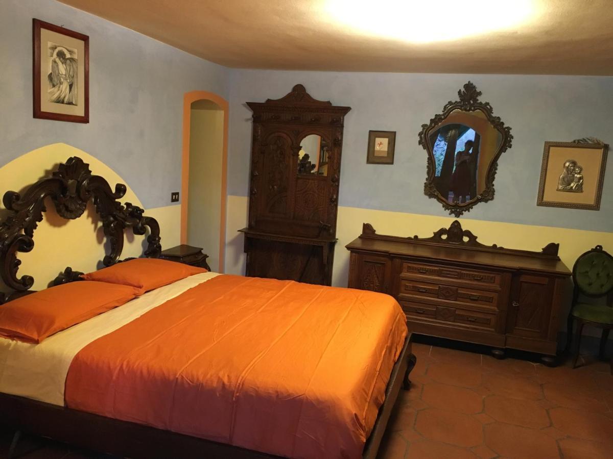 Villa Baronzola มอนเตวาร์คี ภายนอก รูปภาพ